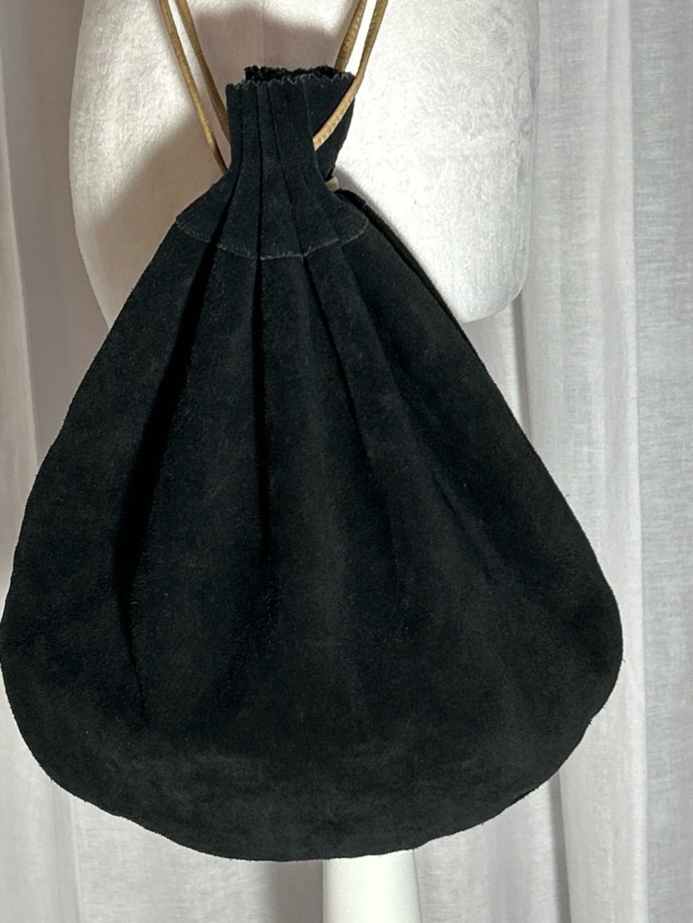 #Vintage | Shirl Miller ltd | Black Suede | Bucket Style Purse